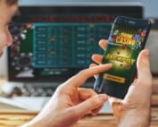 Auf dem Handy per Online Glücksspiel App spielen