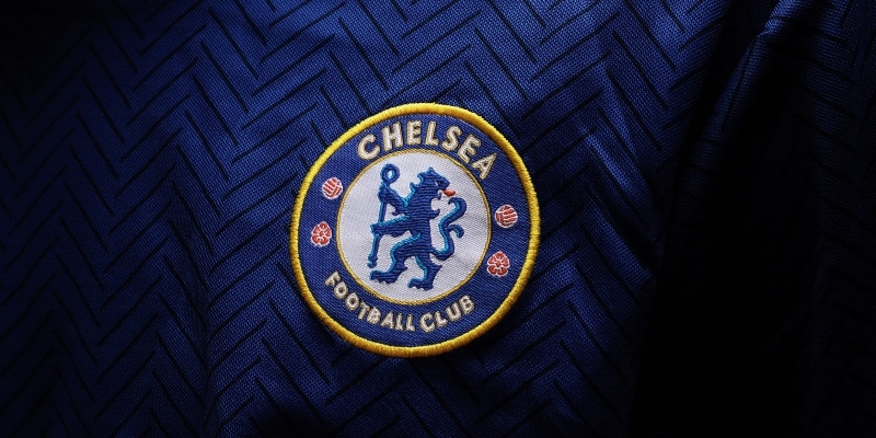 Stake Casino kämpft mit Allianz um Trikotsponsor beim FC Chelsea zu werden