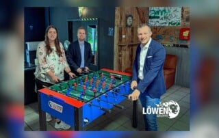 Löwen Entertainment spendet Tischkicker