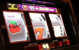 Spielautomat zum 70-jährigen Jubiläum bei Löwen Entertainment.